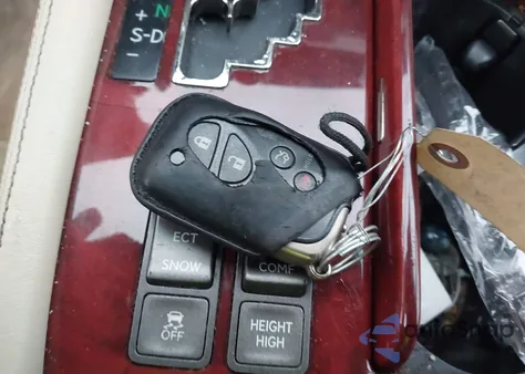 2010 Lexus Ls 460 z USA, uszkodzony, nr VIN JTHCL5EF4A5007227